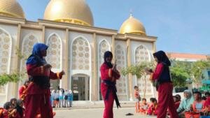 Mengikuti Latihan Tanding Perdana Tapak Suci MI Muhammadiyah 5 Banyutengah
