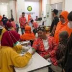Mengikuti Medical Check-Up Calon Jamaah Haji KBIHU Labbaik RSML
