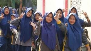 Meriahkan Milad ke-78 Ponpes Karangasem, Keluarga Besar Smamusix Semarakkan Jalan Sehat