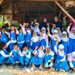 PAUD Aisyiyah Karangasem 02 Paciran Ajak Anak Sayangi Binatang