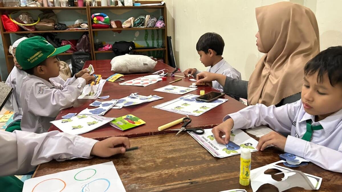 Program Jam Tenang SD Mugres Bantu Murid Disabilitas Mengenal Angka
