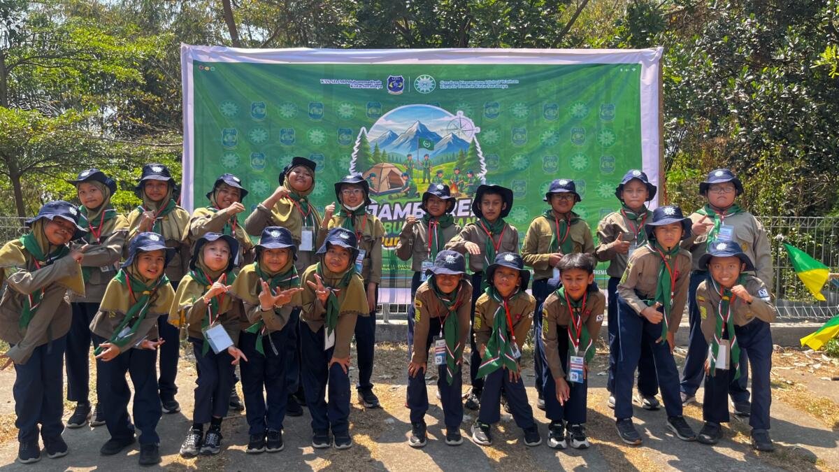 Qobilah SD Muhammadiyah 26 Surabaya Raih Predikat Teramah di Perkemahan HW