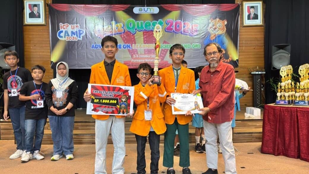 Quiz Quest hingga Kostum, Spemdalas Raih Tiga Penghargaan di UM Camp