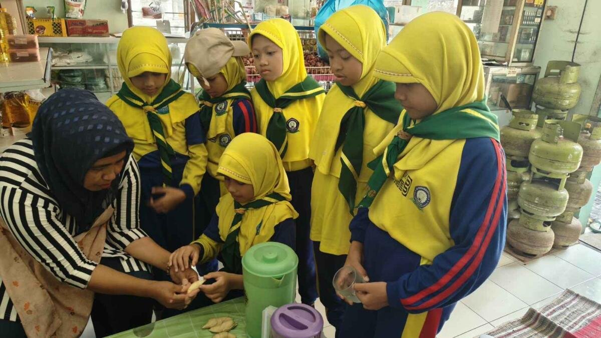 Serunya Belajar Mandiri dan Memasak Gorengan di Student Scout Camp and Real Life 2026