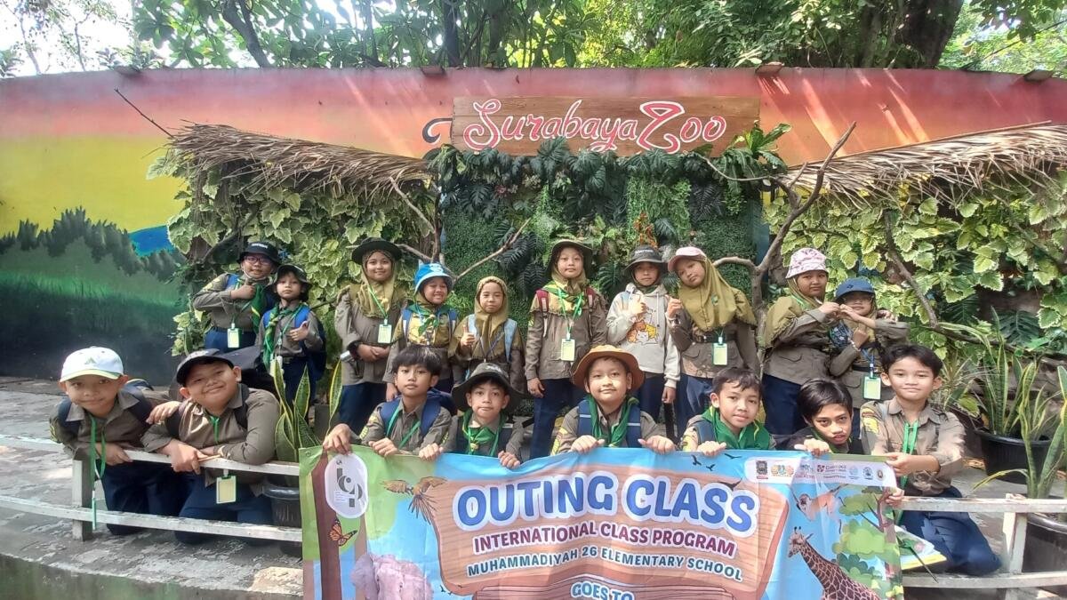 Siswa ICP SD Muhammadiyah 26 Belajar Satwa dan English Conversation di KBS