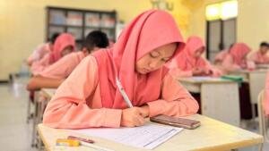 Smamuga Gelar STS Ganjil Berbasis Digital, Siswa Didorong Bernalar Kritis dan Jujur