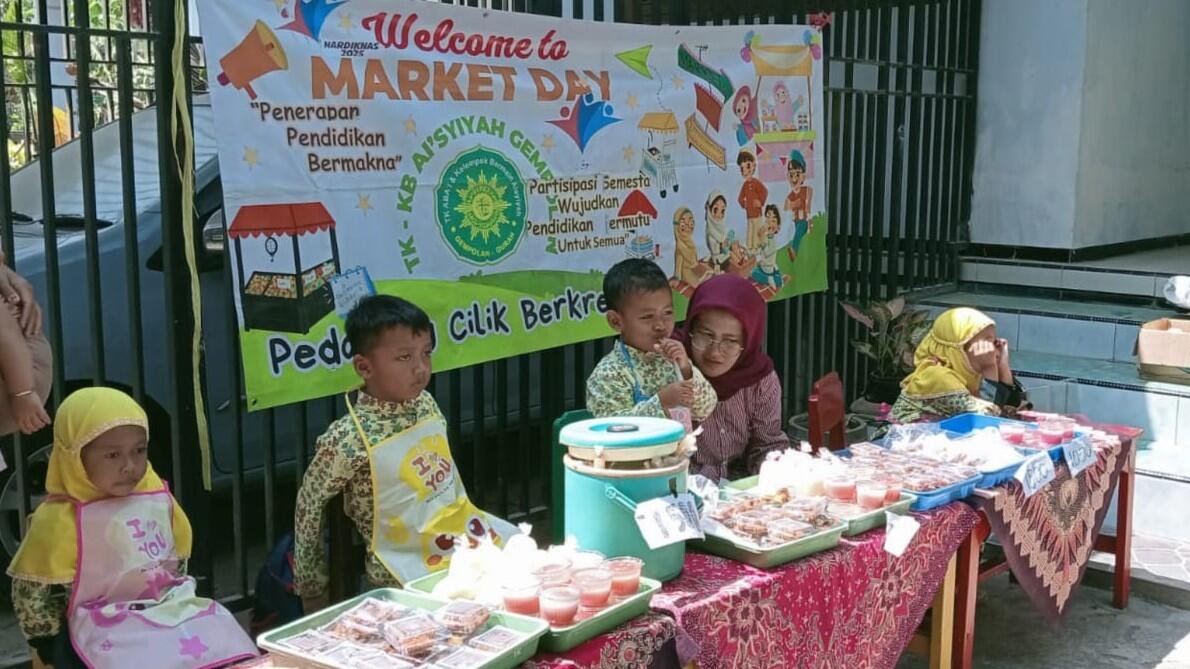TK ABA I Gempolan Kenalkan Konsep Jual Beli melalui Market Day