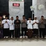 Wakapolres Blitar Kota Sampaikan Enam Nilai Kerja Polisi saat Kuliah Subuh