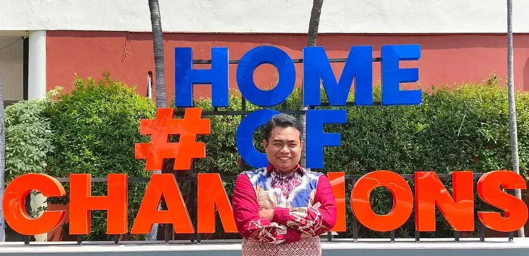 Dari Bambu Runcing ke Layar Ponsel - PWMU.CO